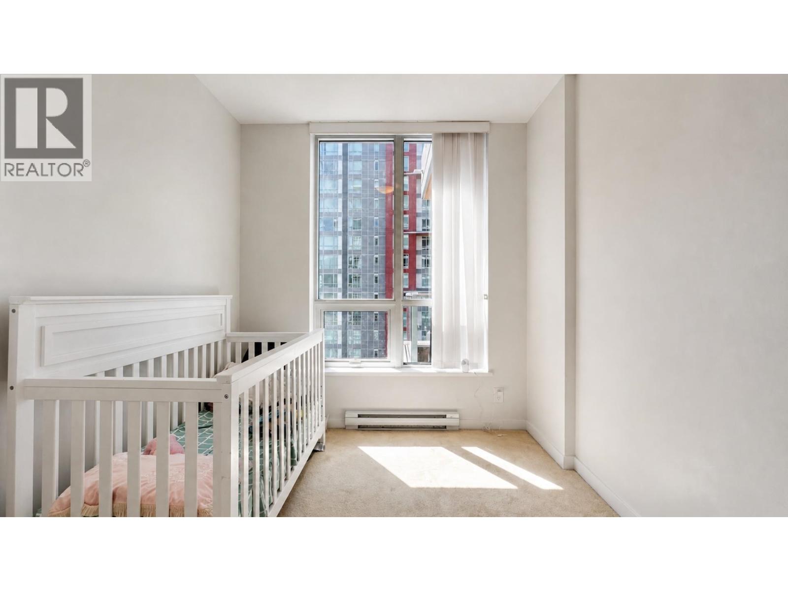1805 3093 Windsor Gate Property Photo 13