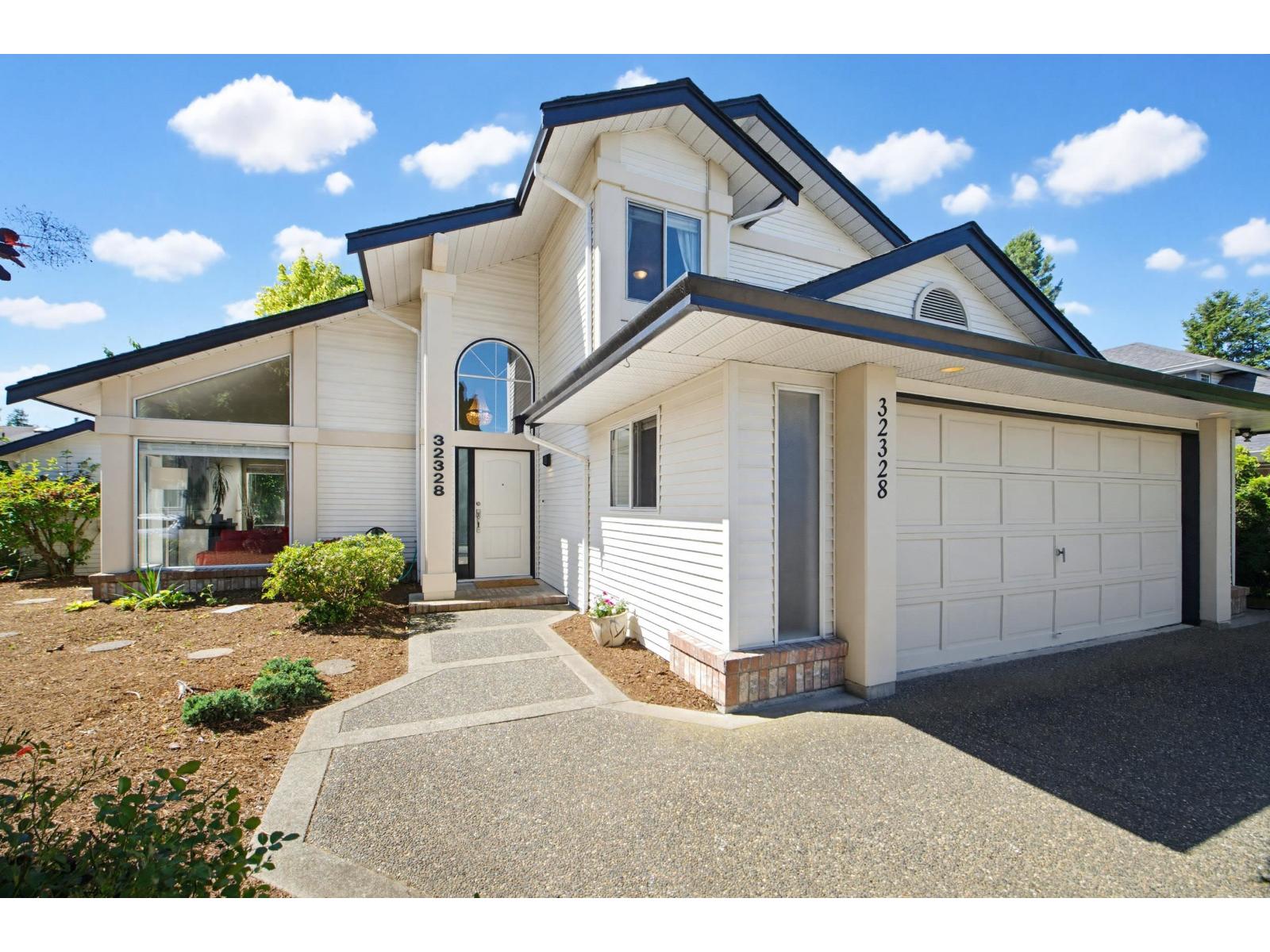 32328 Slocan Drive Property Photo 1
