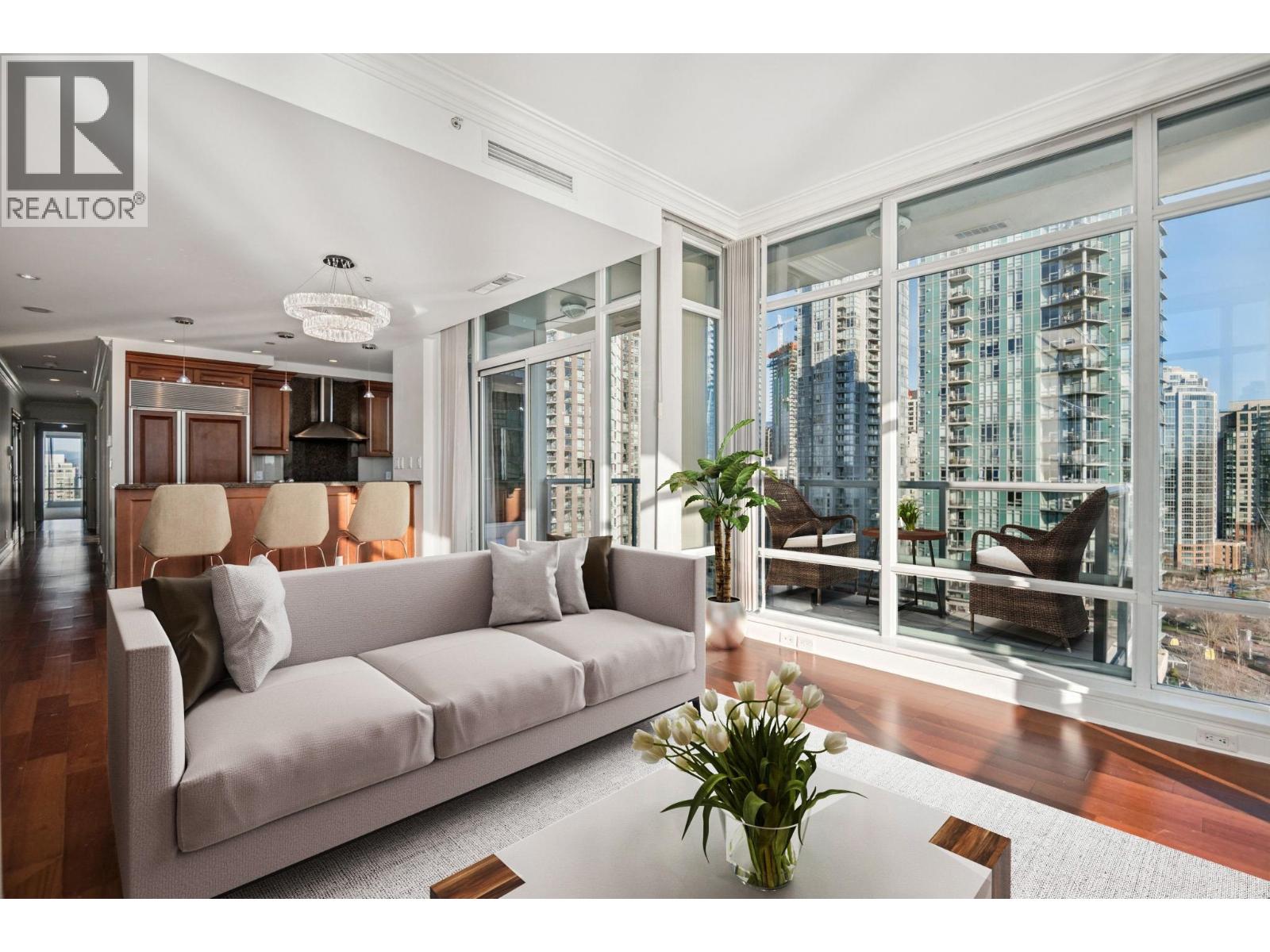 1903 1515 Homer Mews Property Photo 2