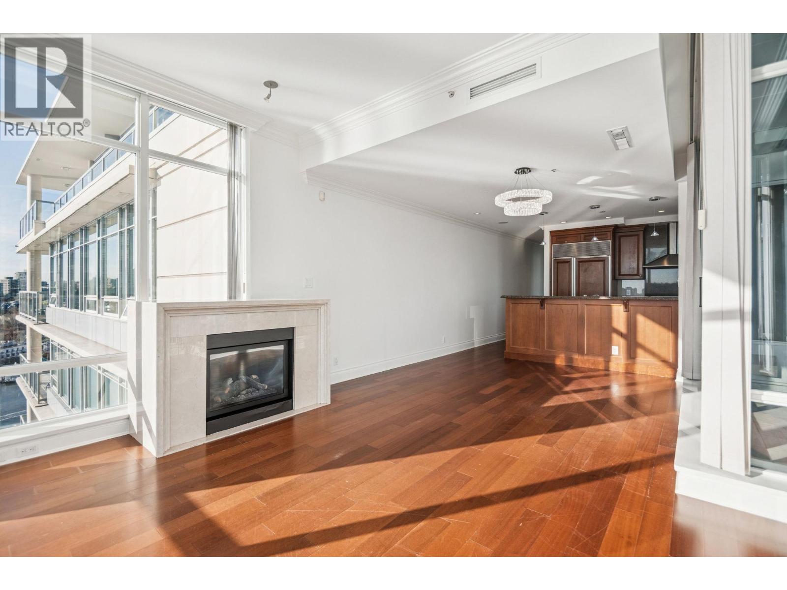 1903 1515 Homer Mews Property Photo 7