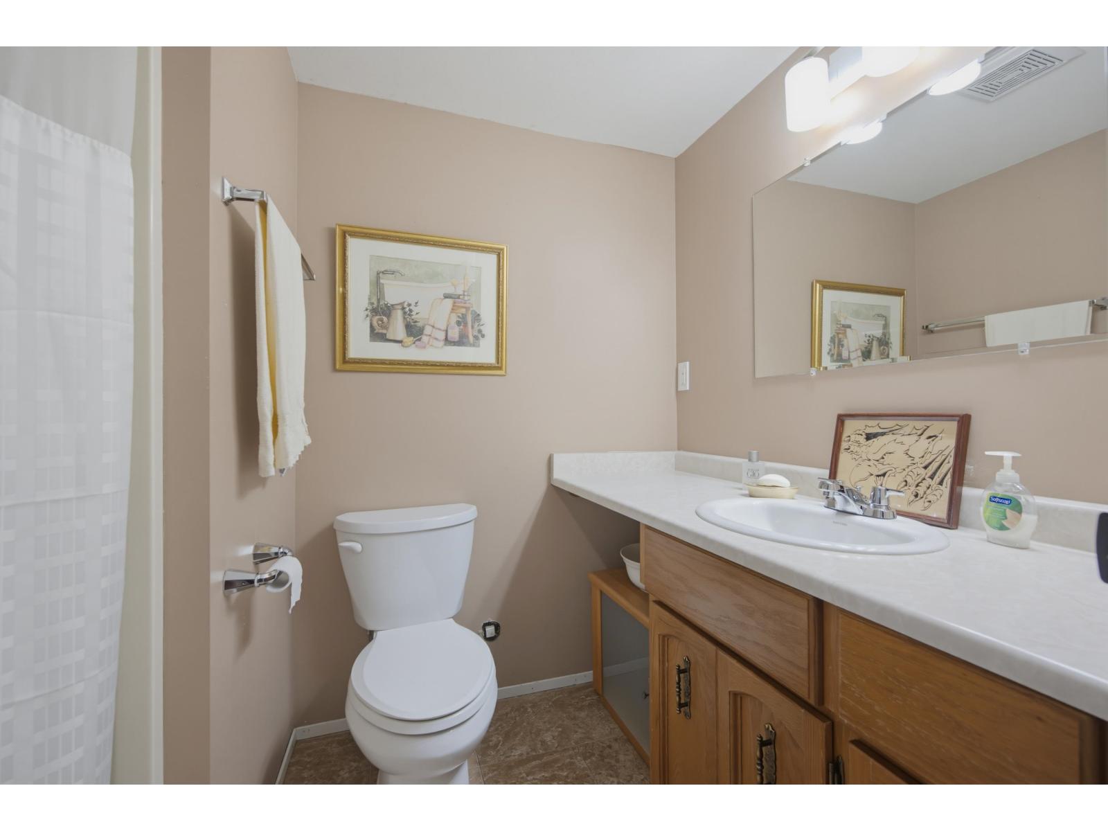 7340 Todd Crescent Property Photo 24