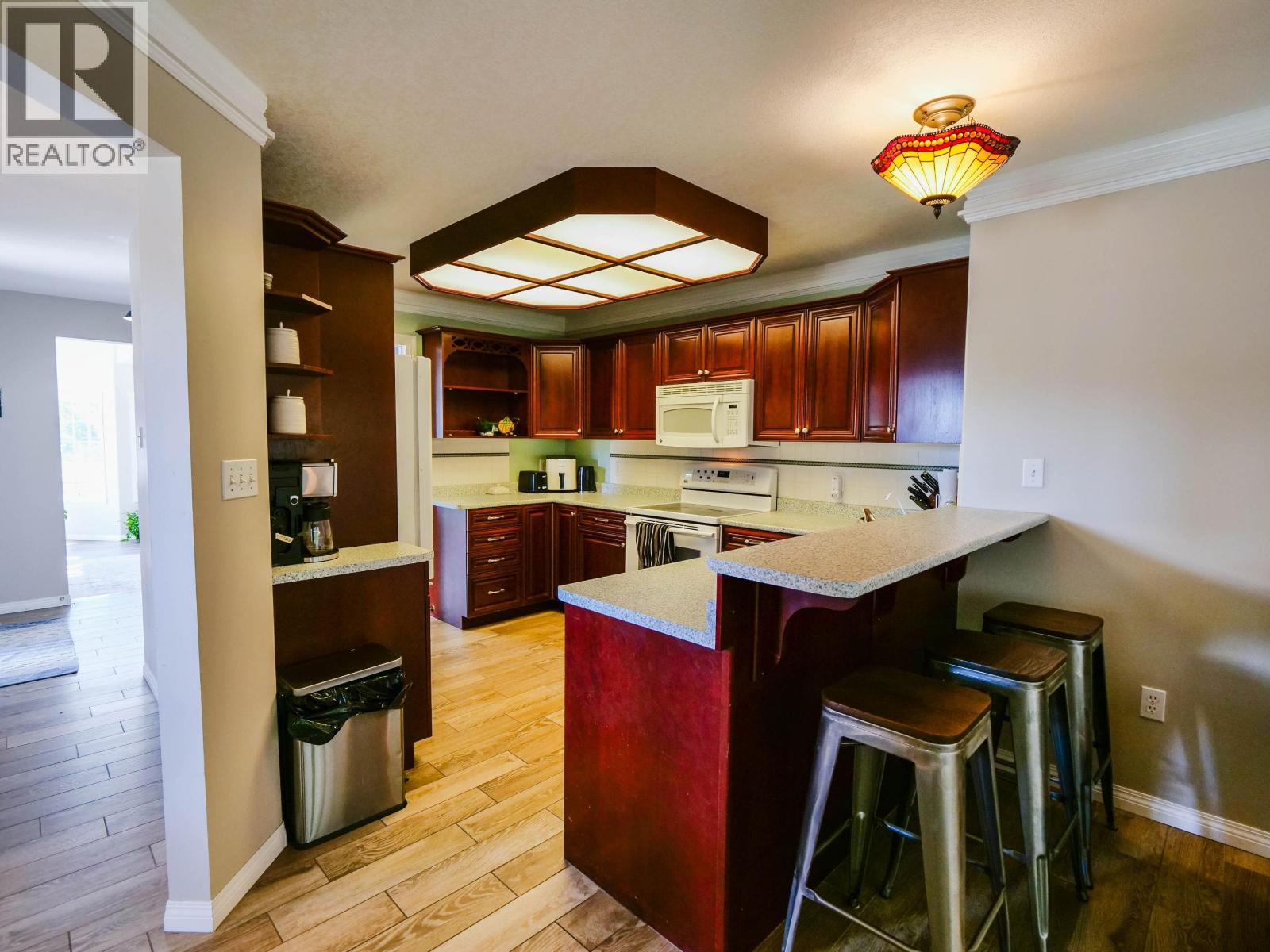 308 Westland Road Property Photo 9