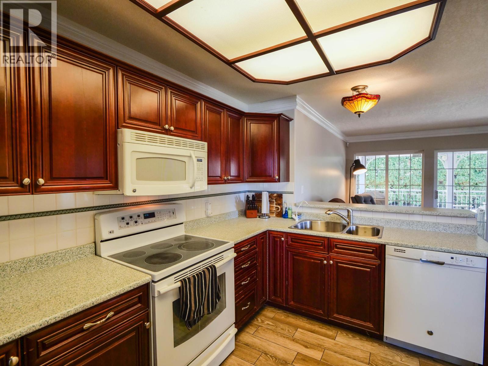 308 Westland Road Property Photo 11