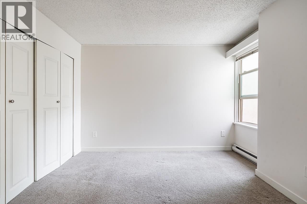 506 9857 Manchester Drive Property Photo 17