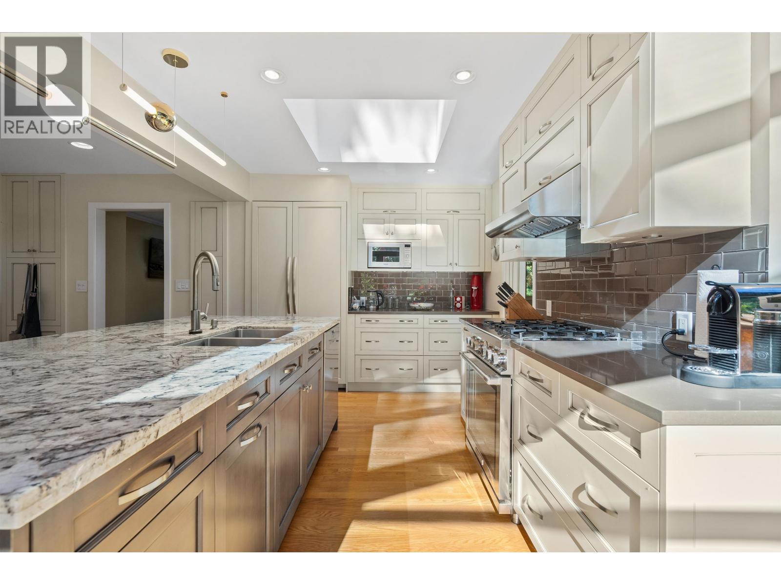 4613 Caulfeild Drive Property Photo 17