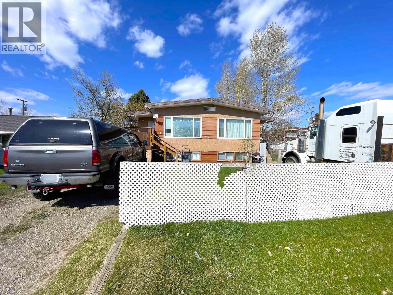 9714-9716 102 Avenue Property Photo 30