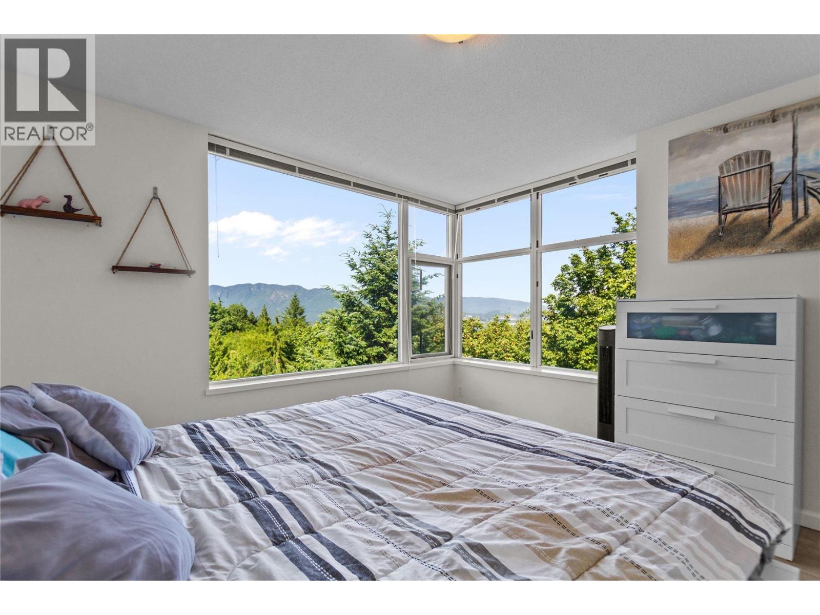 307 9298 University Crescent Property Photo 12