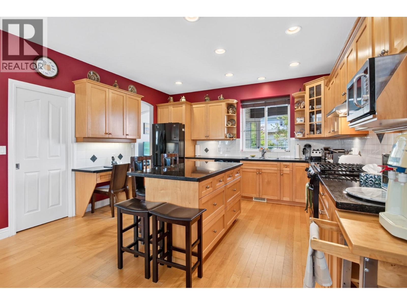 1708 Paddock Drive Property Photo 12