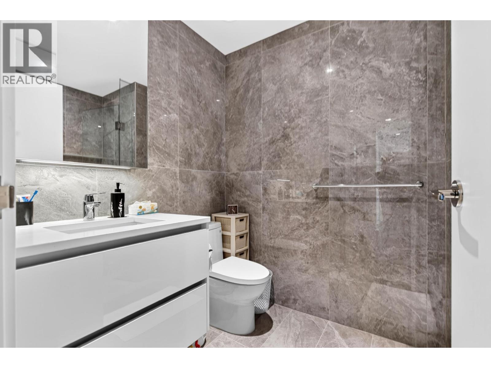 1410 8133 Cook Road Property Photo 11