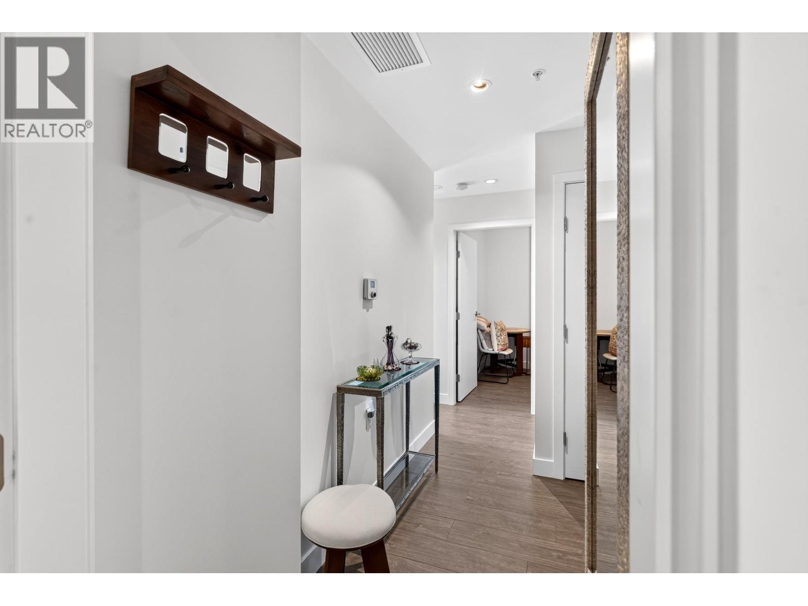 1410 8133 Cook Road Property Photo 13