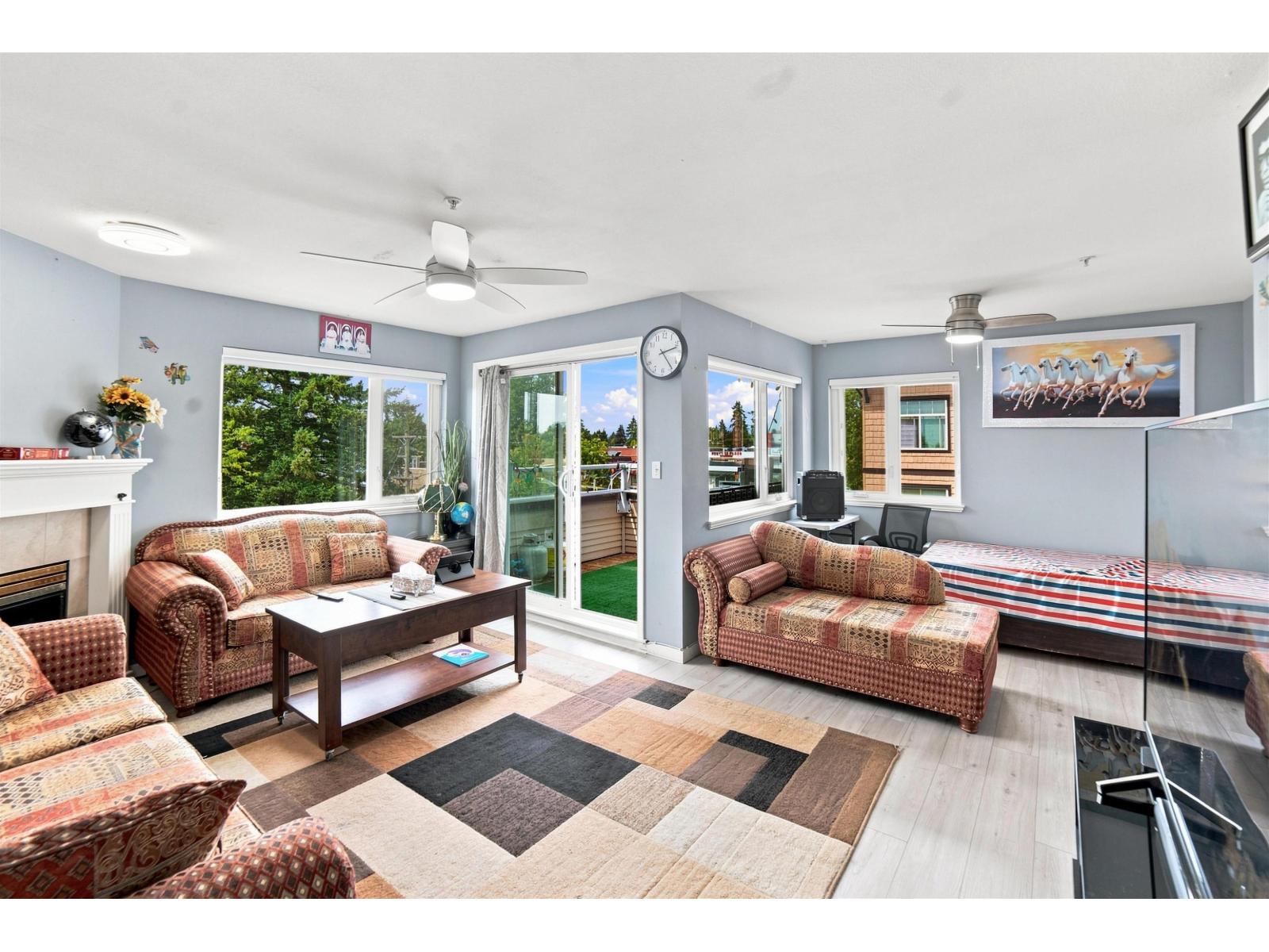 411 8142 120A STREET Property Photo 1