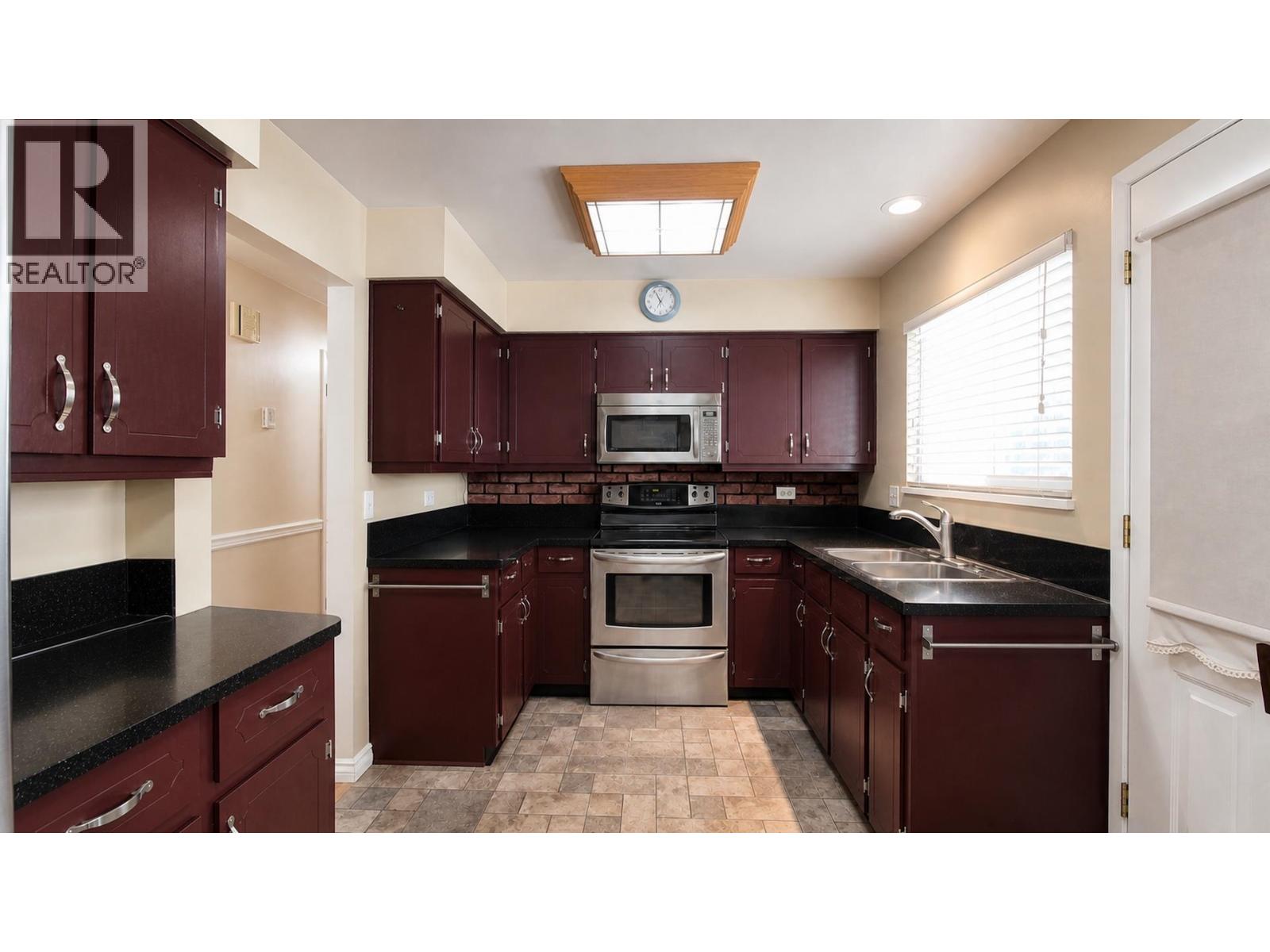 1798 Heather Avenue Property Photo 4
