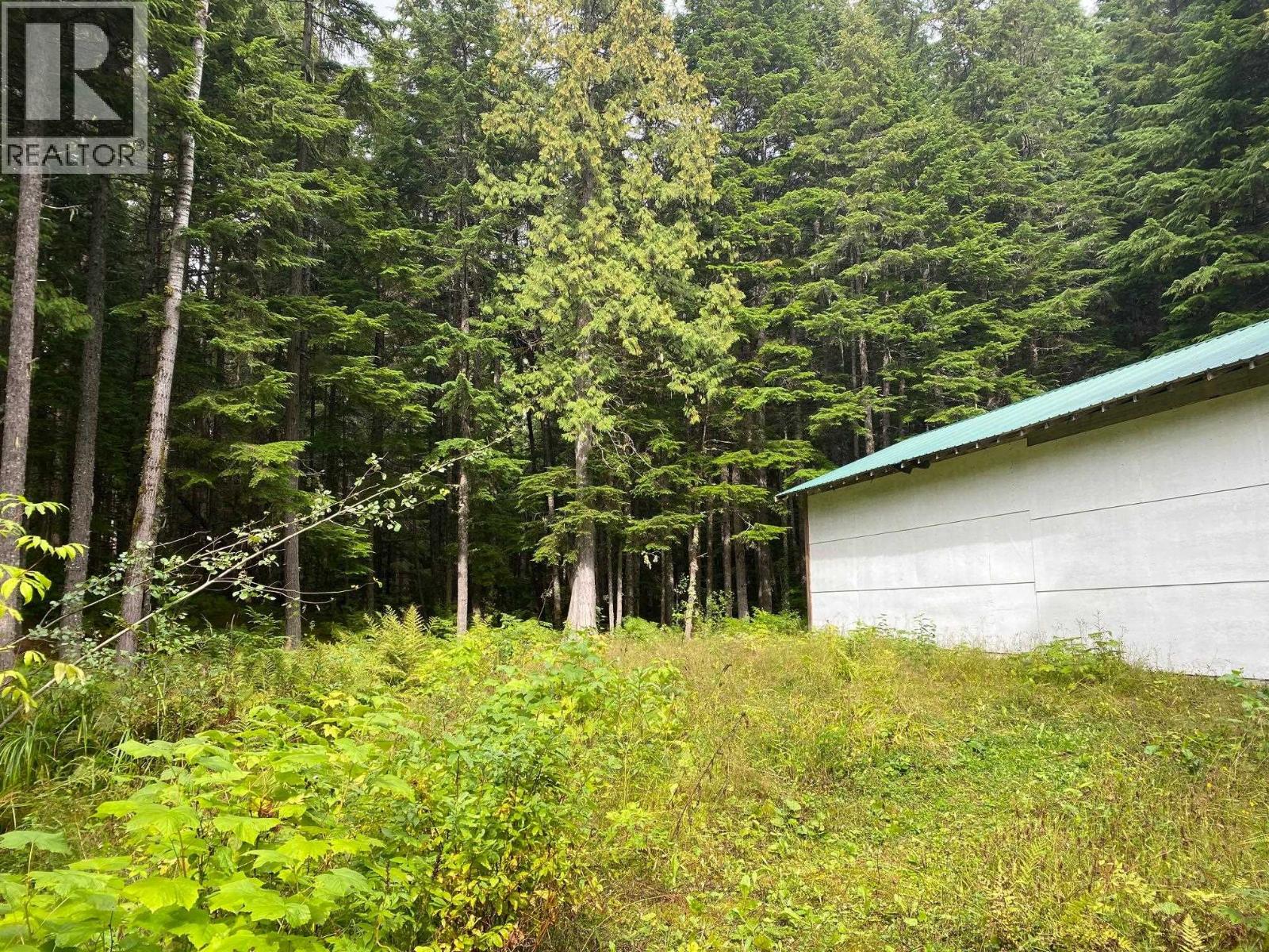 4962 Merkley Road Property Photo 4