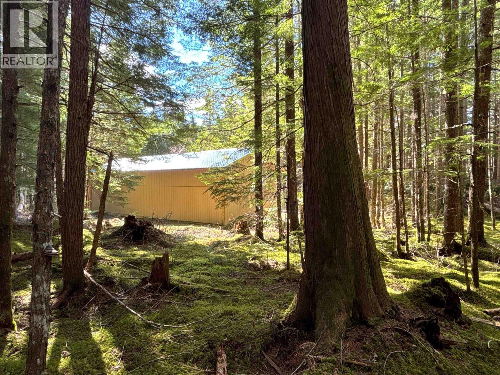 4962 Merkley Road Property Photo 10