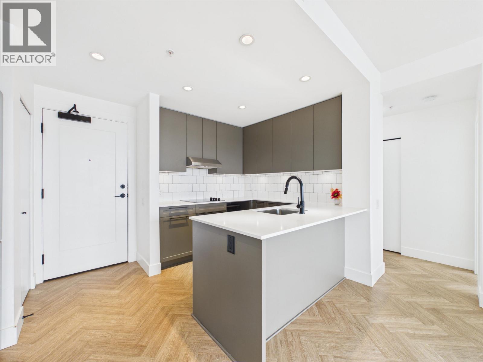 212 9228 Slopes Mews Property Photo 7