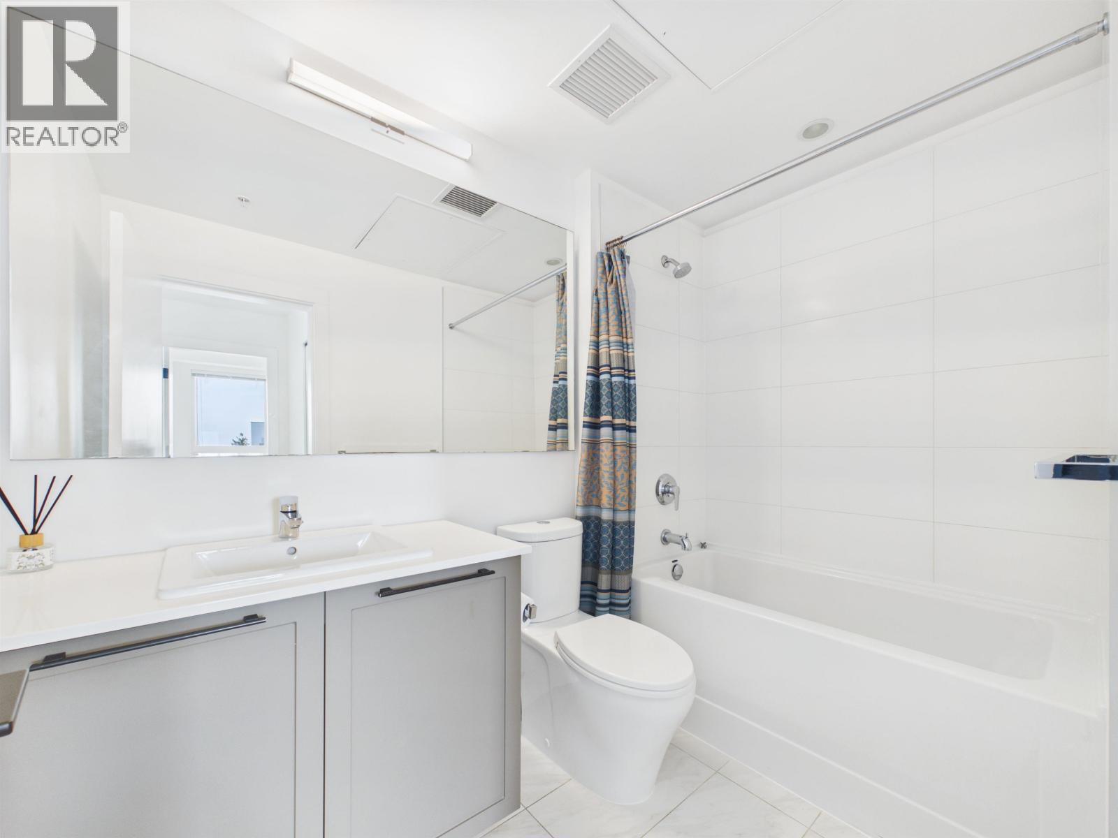 212 9228 Slopes Mews Property Photo 14