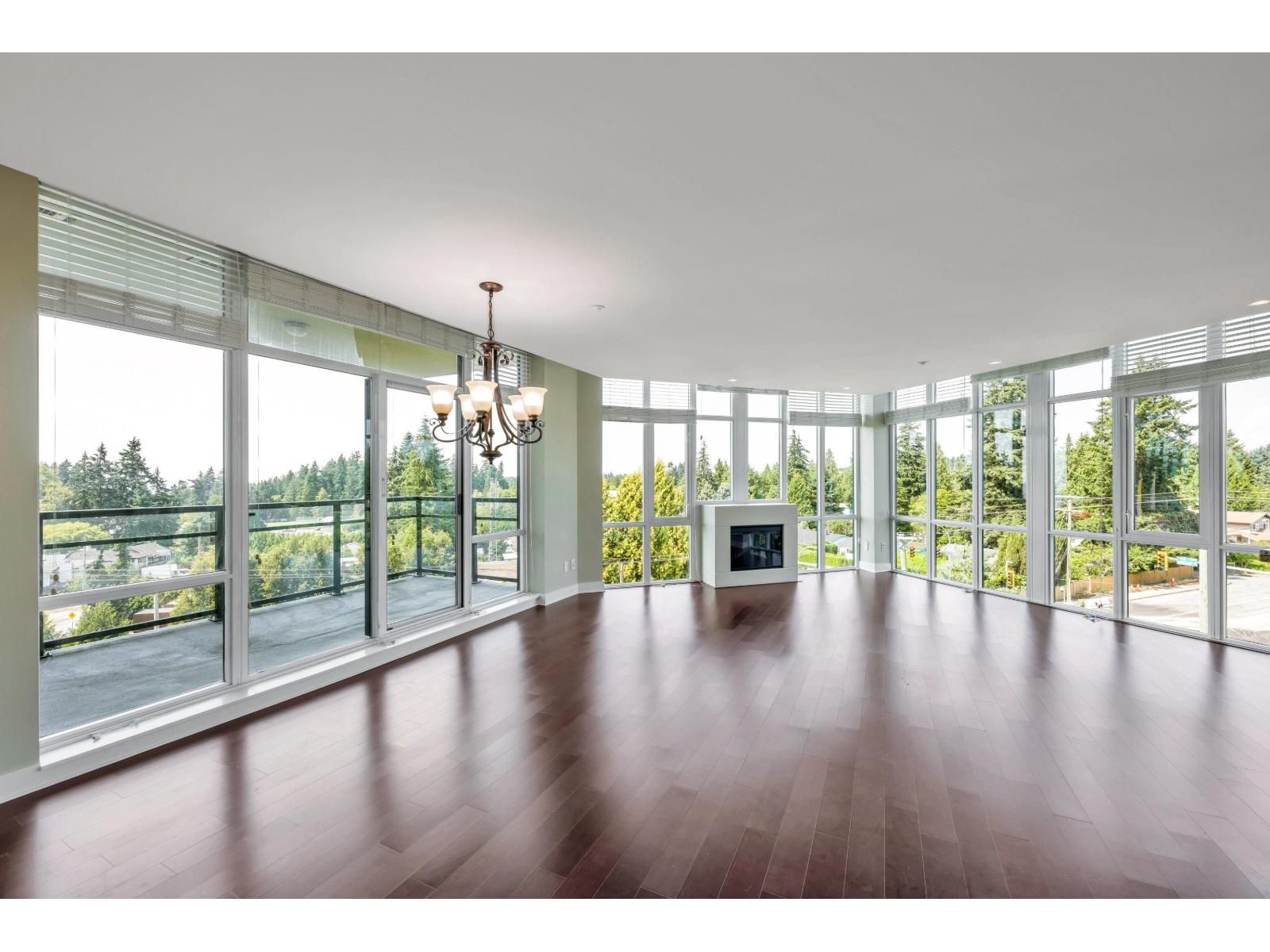 504 14824 North Bluff Road Property Photo 4