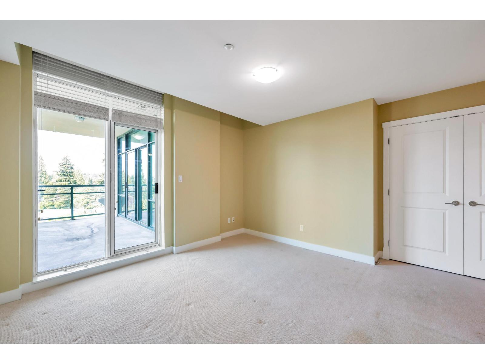 504 14824 North Bluff Road Property Photo 14