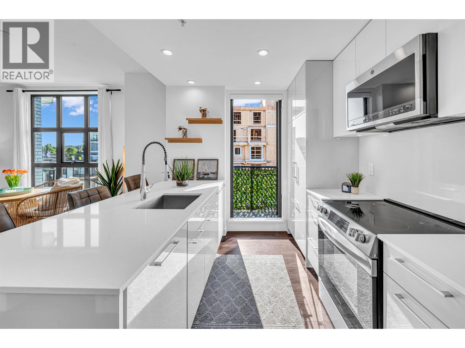 406 2446 Shaughnessy Street Property Photo 19