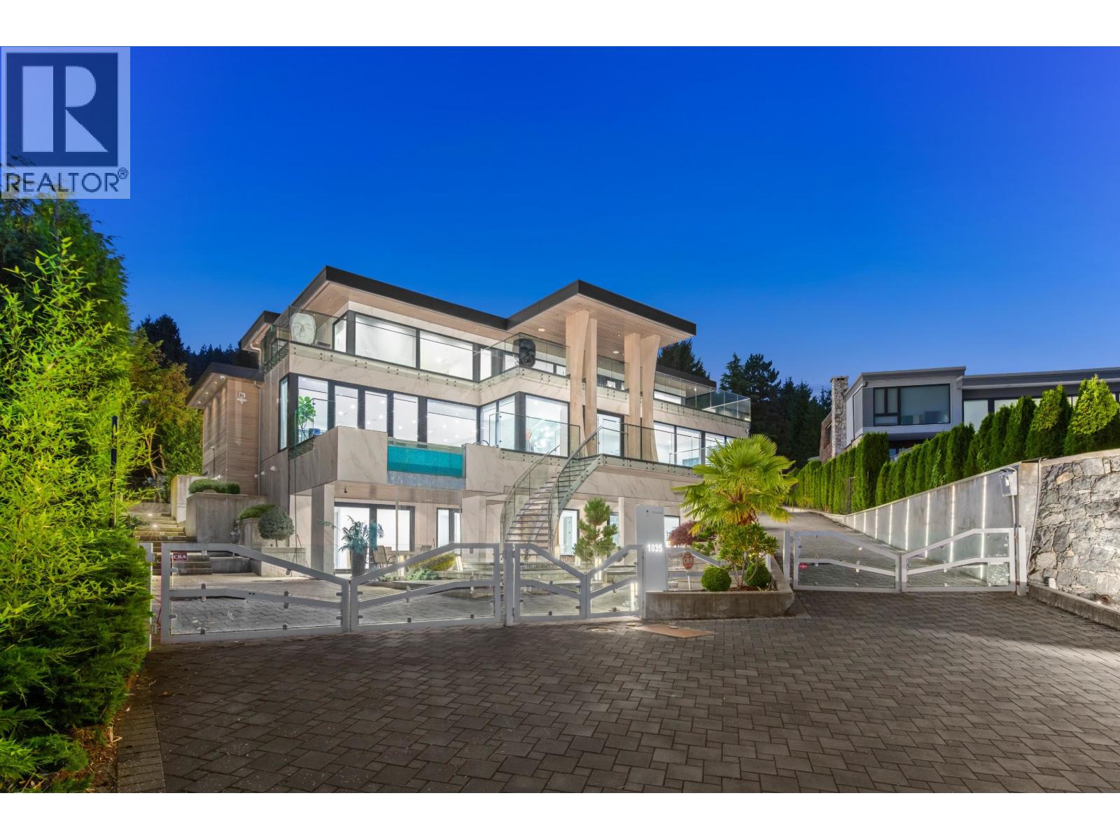 1035 GREENWOOD PLACE