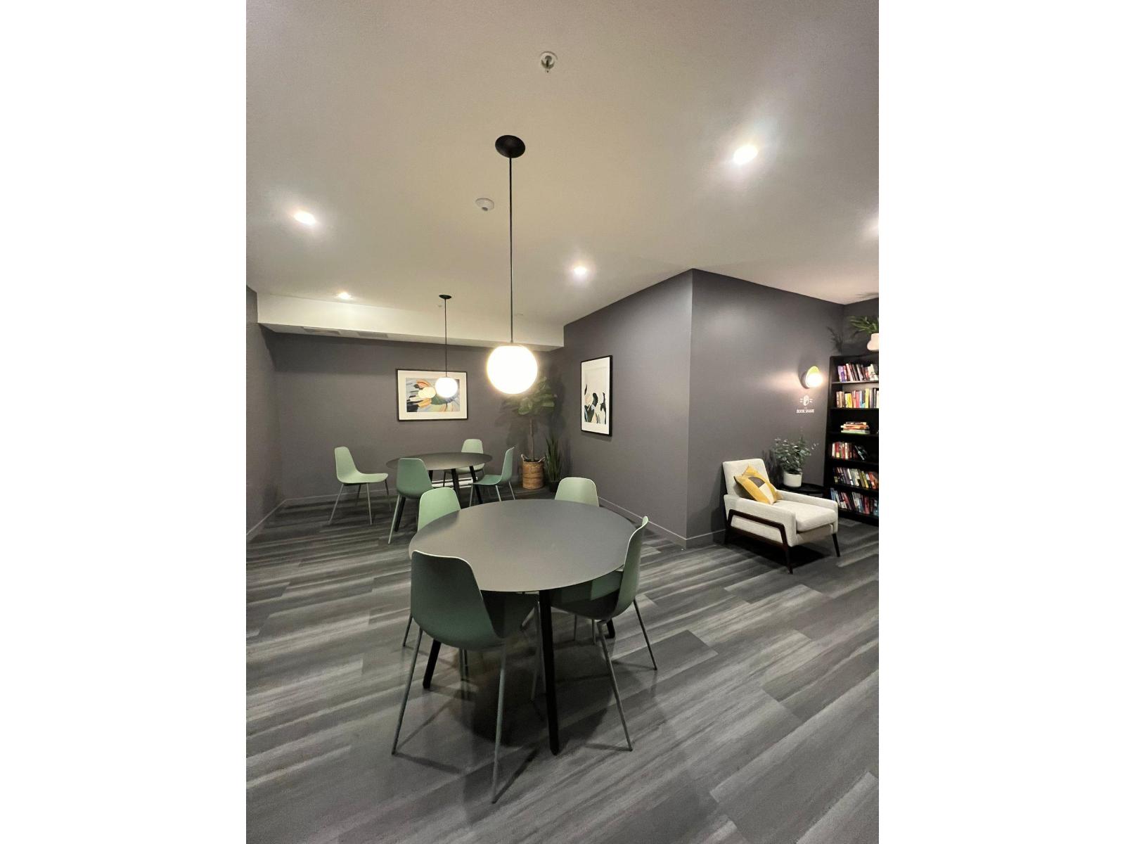 102 15858 Fraser Highway Property Photo 8