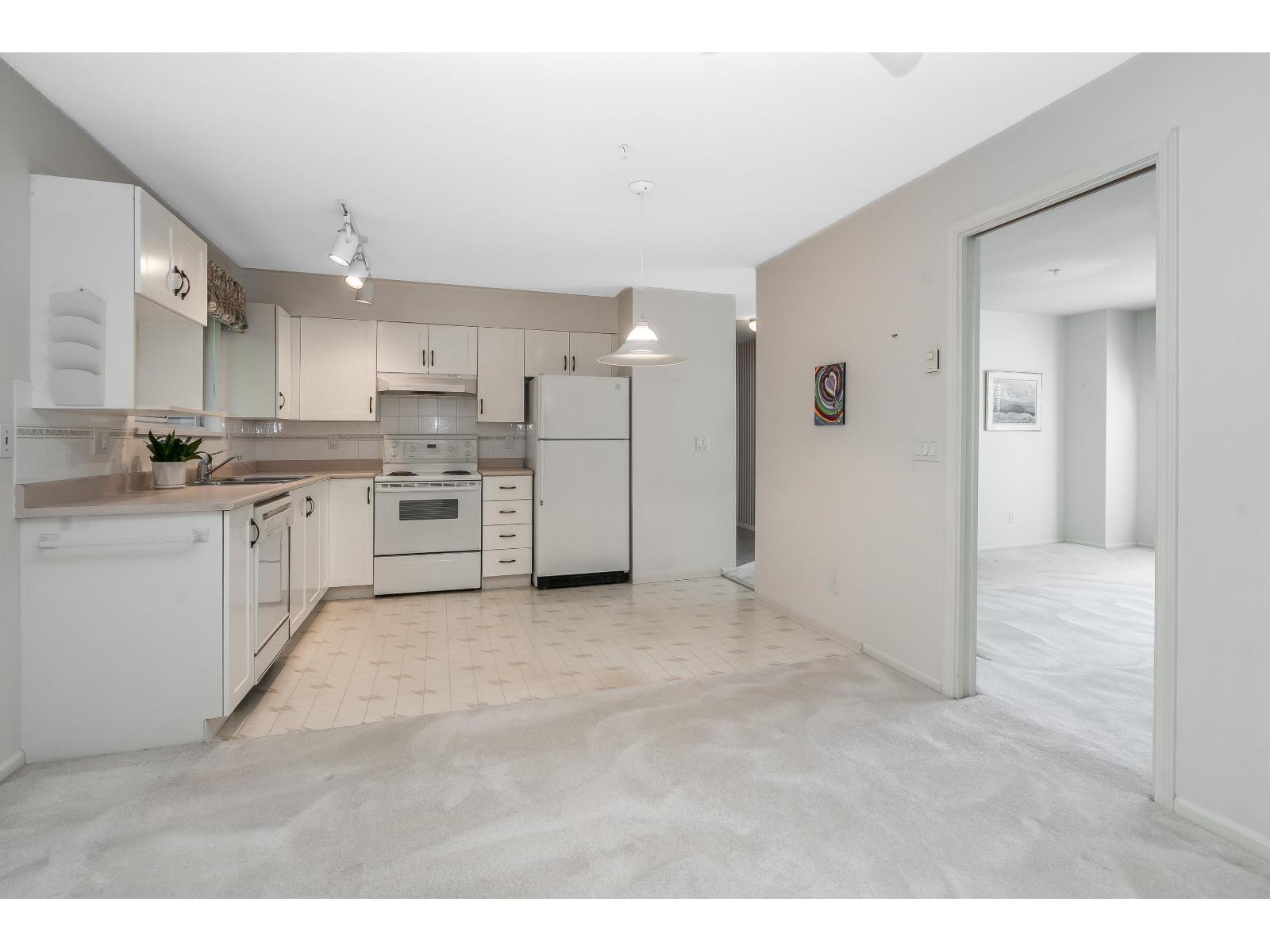 209 2963 Nelson Place Property Photo 10
