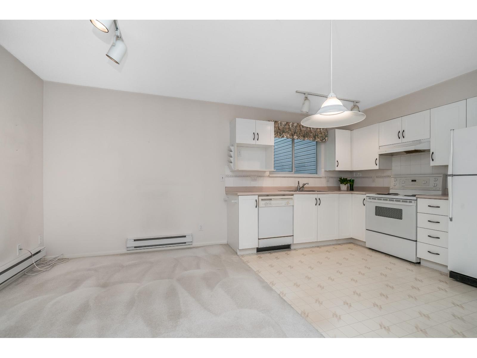 209 2963 Nelson Place Property Photo 11