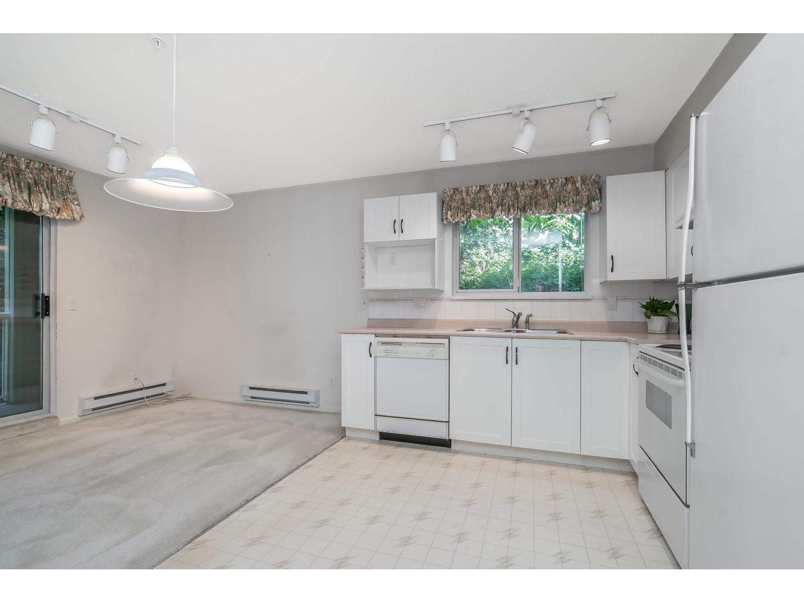 209 2963 Nelson Place Property Photo 15
