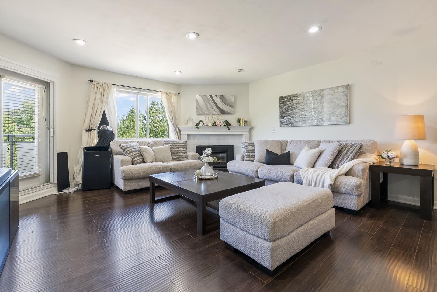 401 13680 84 AVENUE Property Photo 1