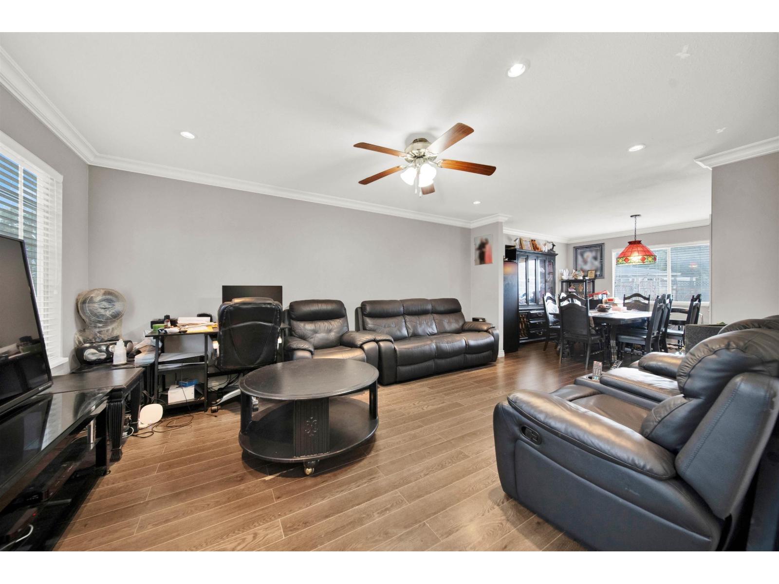 7478 123 Street Property Photo 6