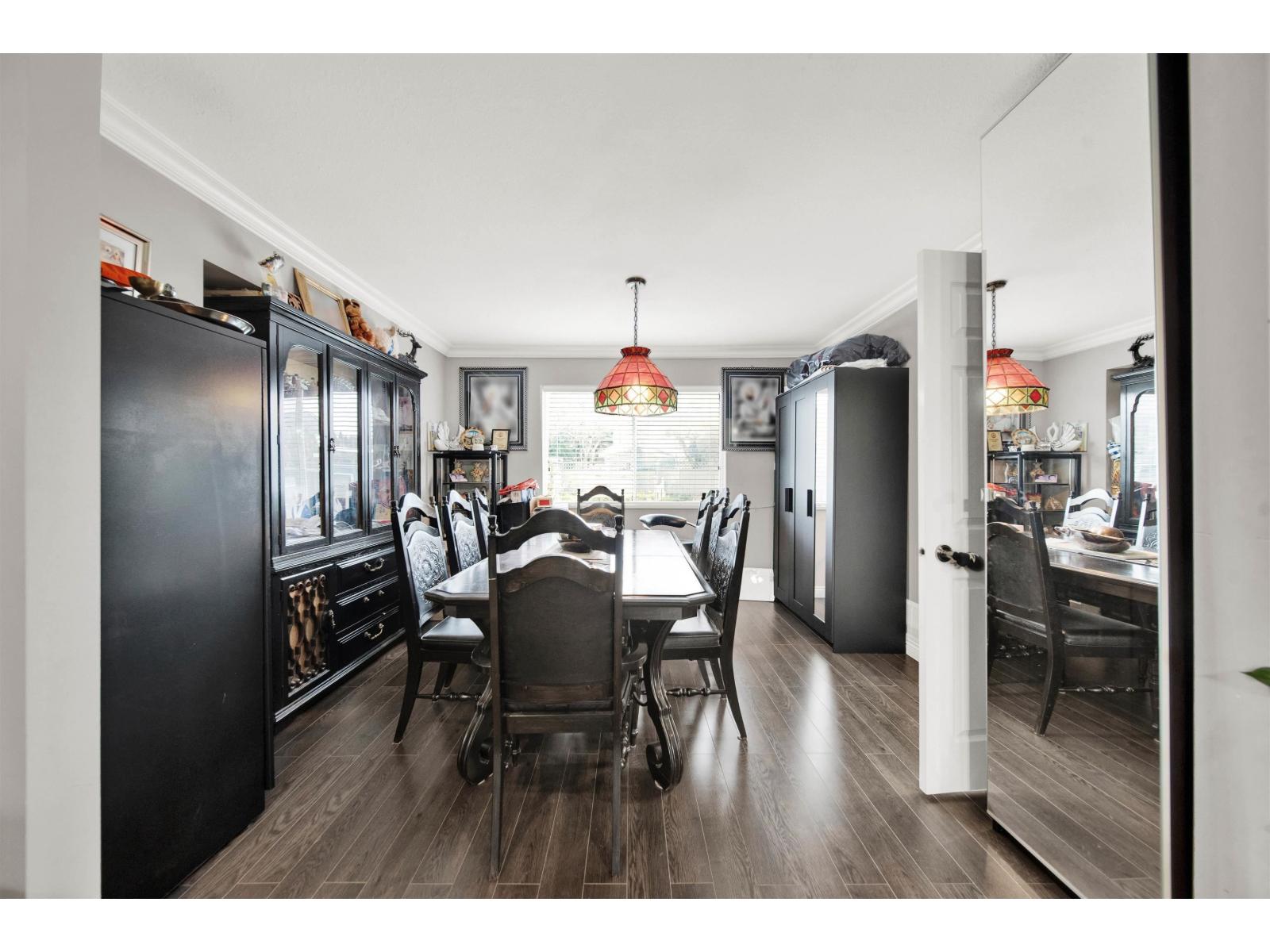7478 123 Street Property Photo 8