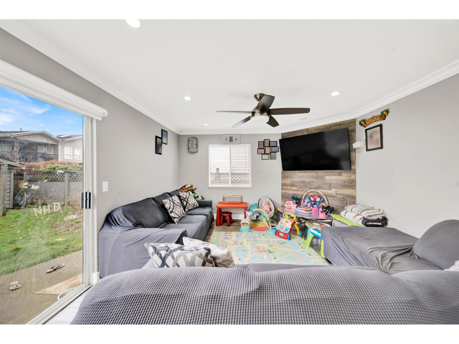 7478 123 Street Property Photo 14