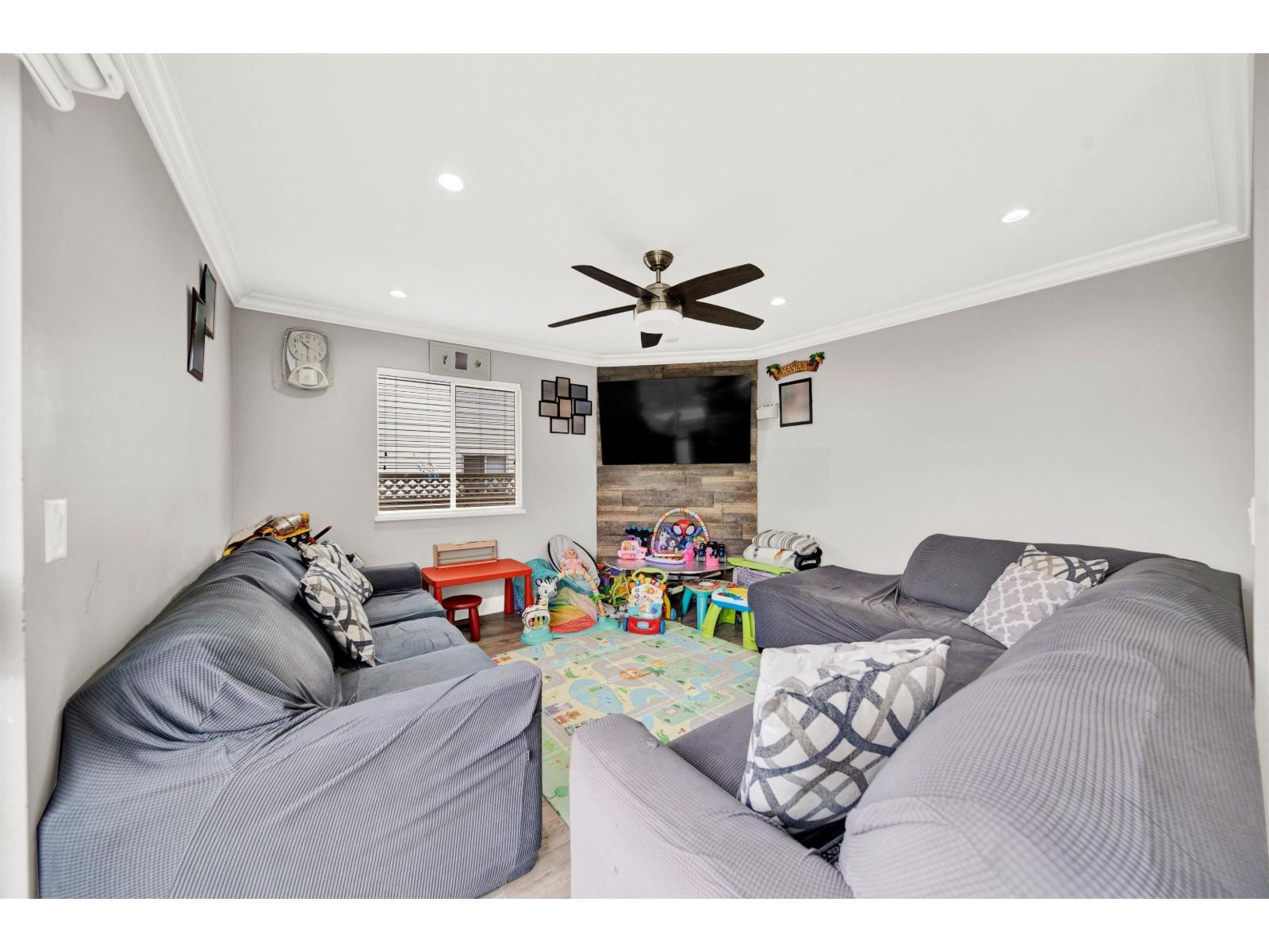 7478 123 Street Property Photo 15