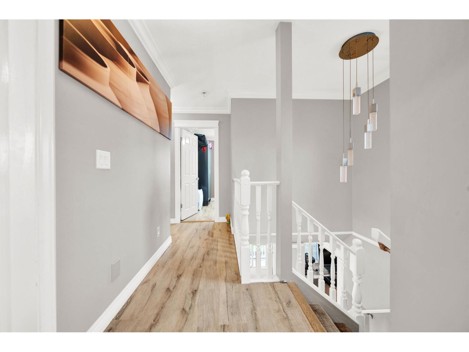7478 123 Street Property Photo 16