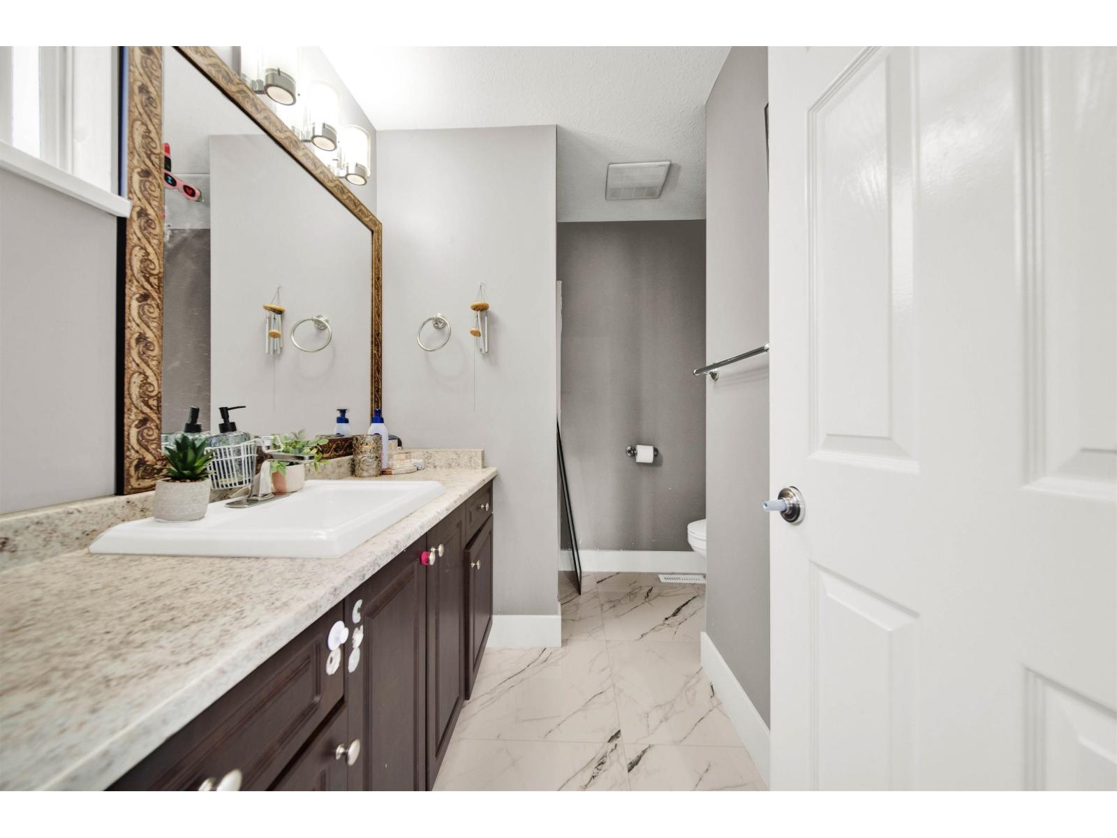 7478 123 Street Property Photo 18