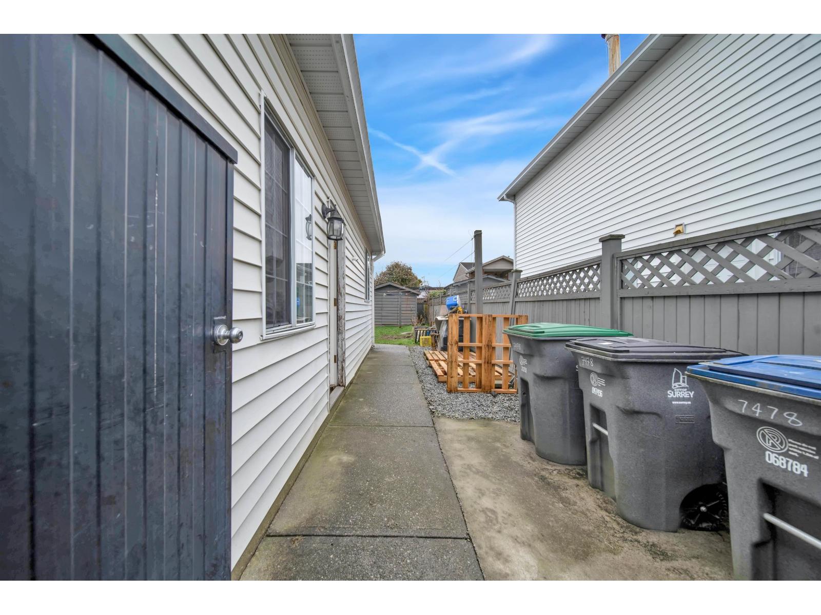 7478 123 Street Property Photo 28