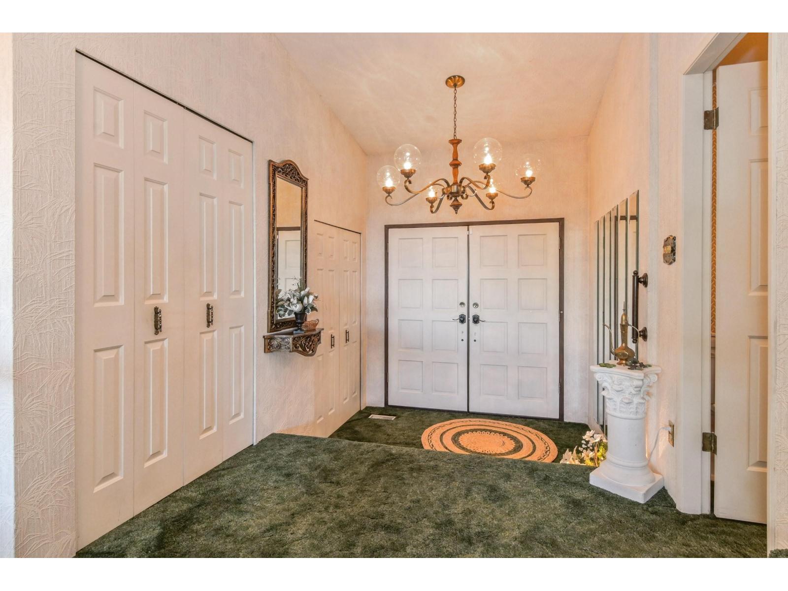 2704 St. Moritz Way Property Photo 17