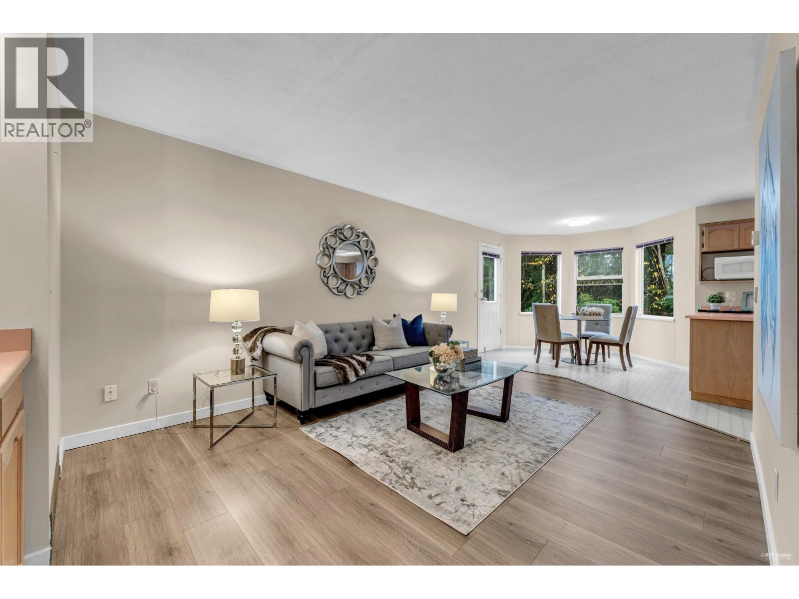 2986 Delahaye Drive Property Photo 10