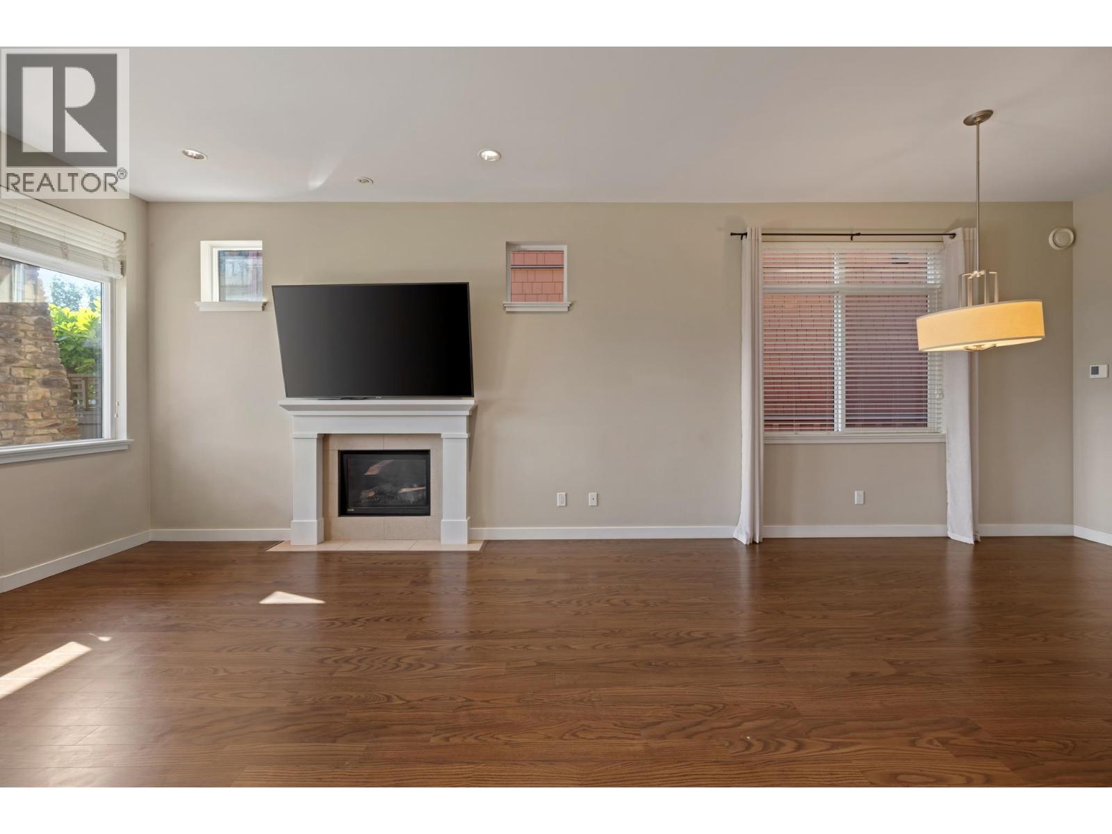 5116 Cedar Springs Drive Property Photo 4