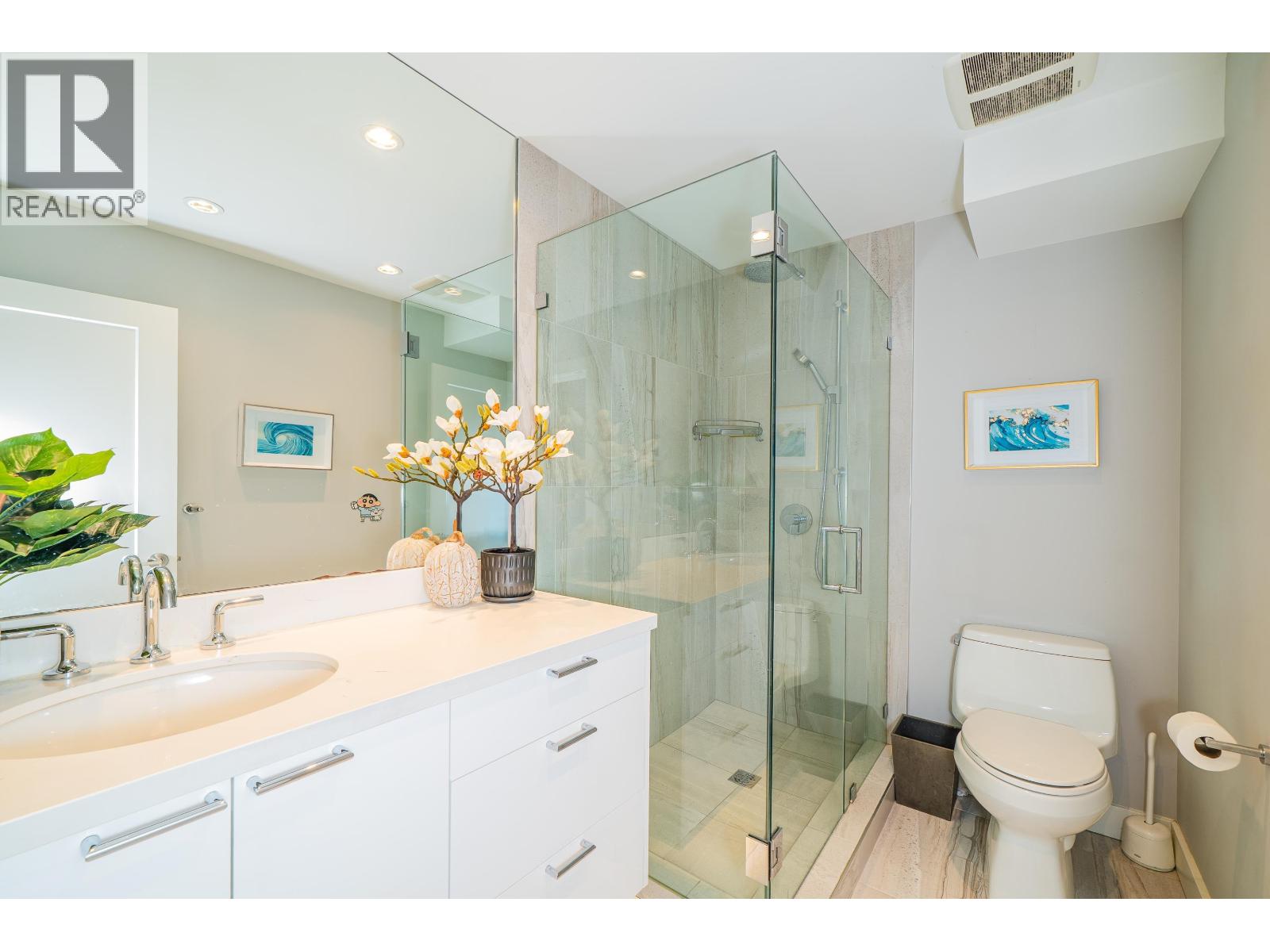 18 2214 Folkstone Way Property Photo 24