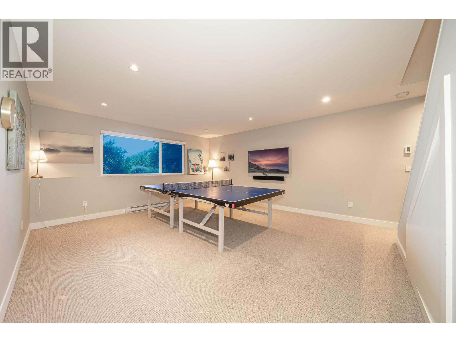 18 2214 Folkstone Way Property Photo 25