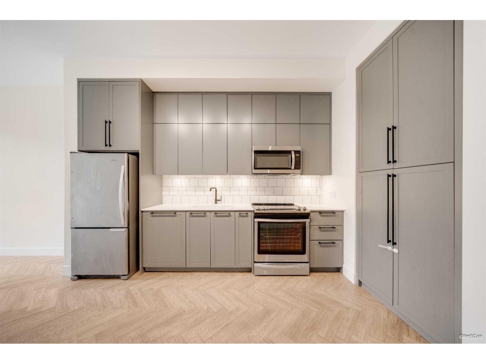114 10168 149 Street Property Photo 1