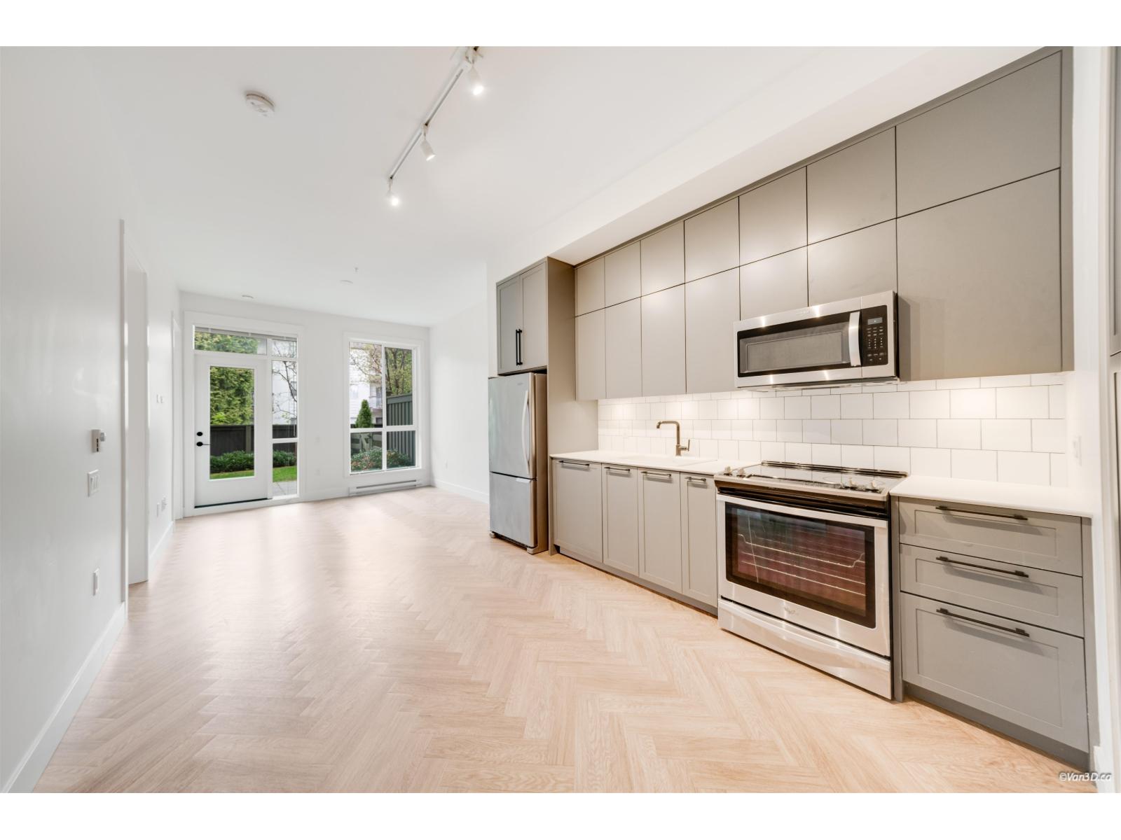114 10168 149 Street Property Photo 8