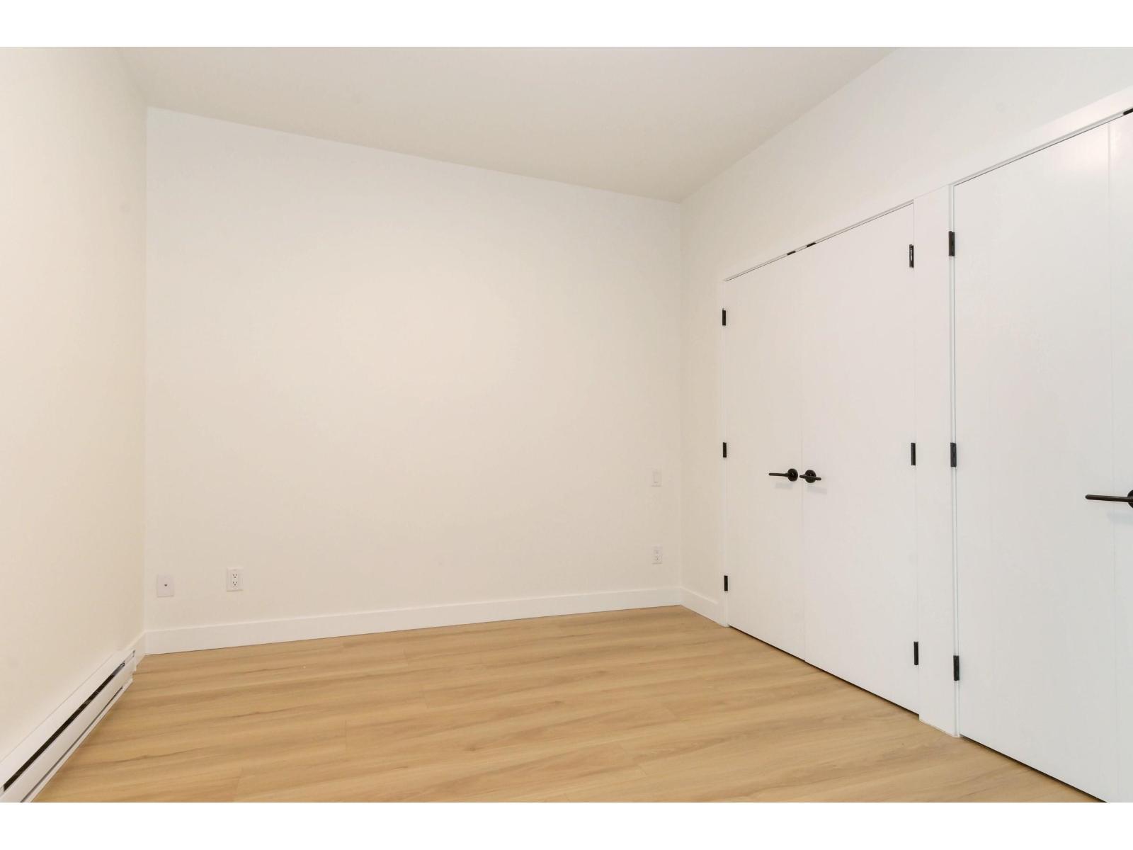 313 32838 Landeau Place Property Photo 10