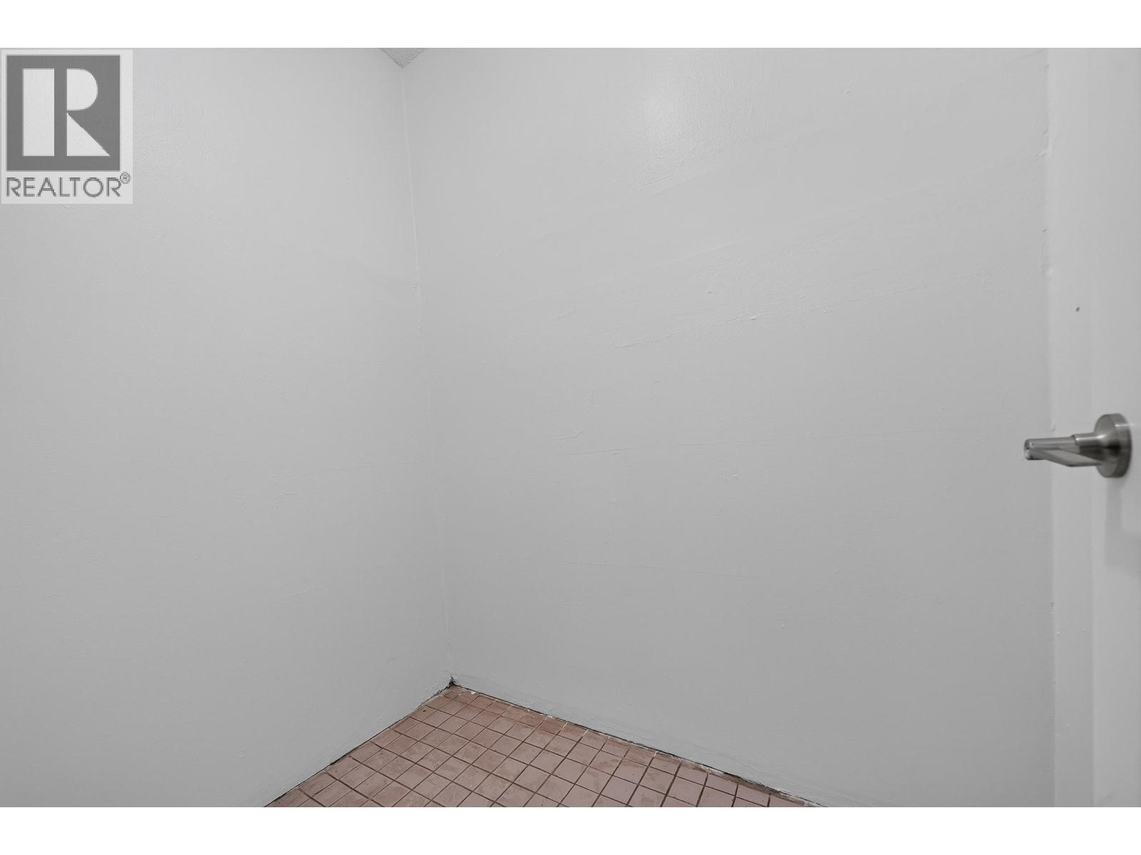 203 7220 Lindsay Road Property Photo 15