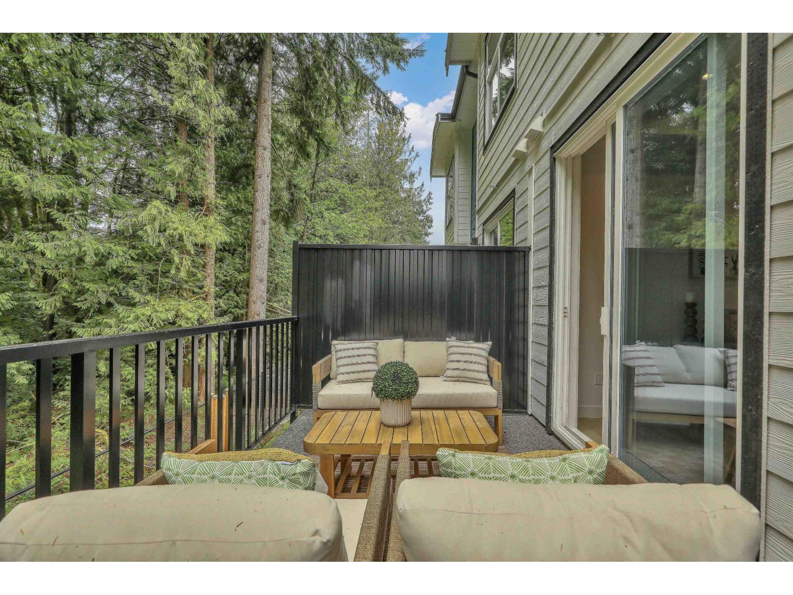 12 8924 Cedar Street Property Photo 30