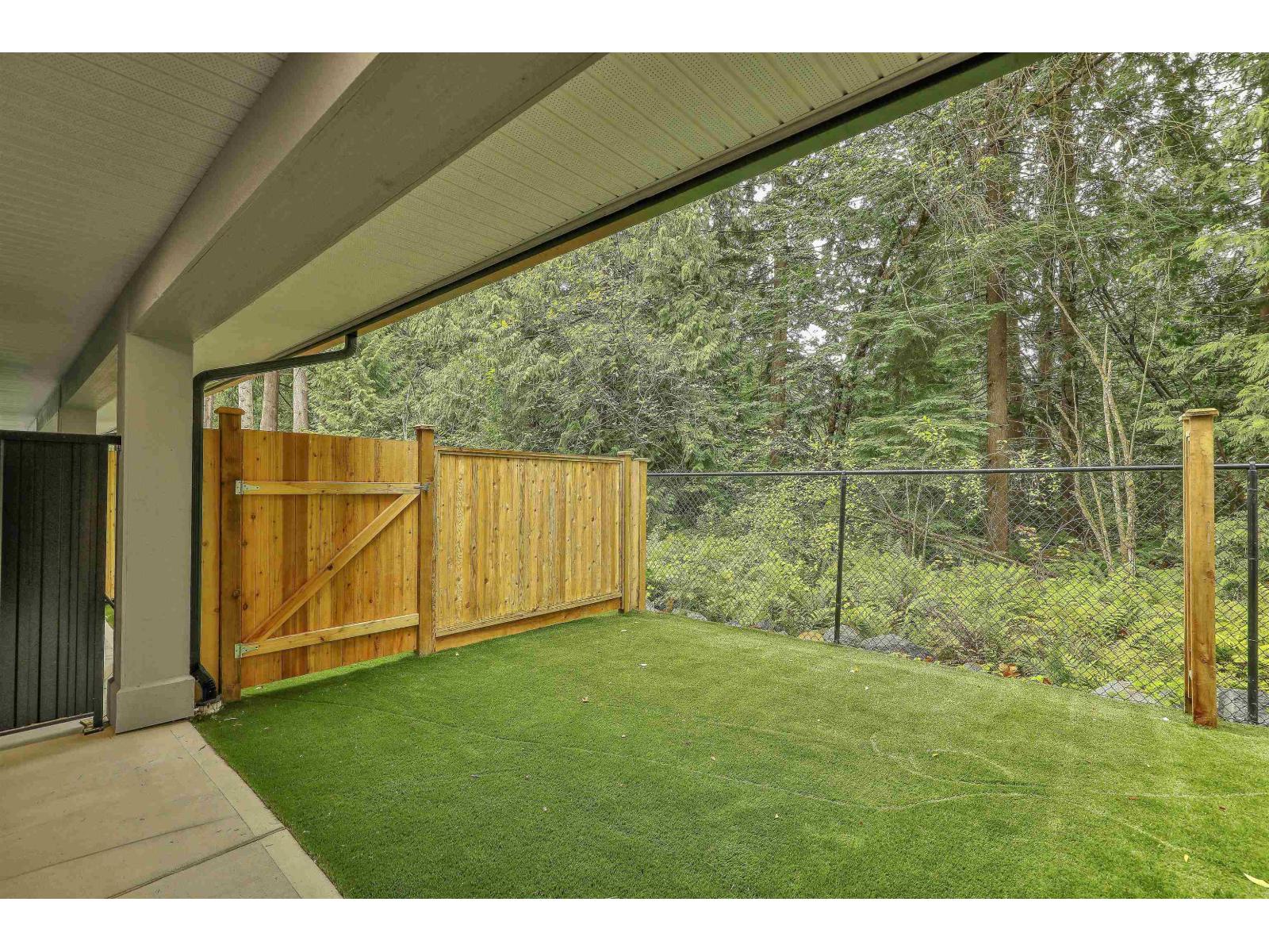 11 8924 Cedar Street Property Photo 32