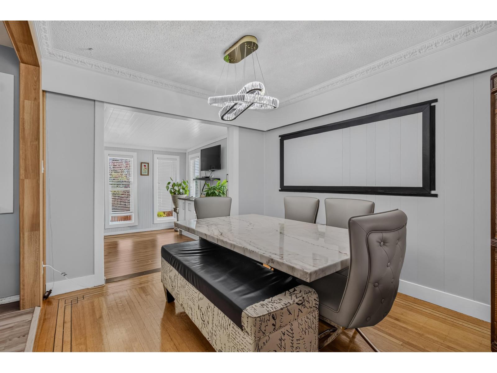 9656 125 Street Property Photo 14