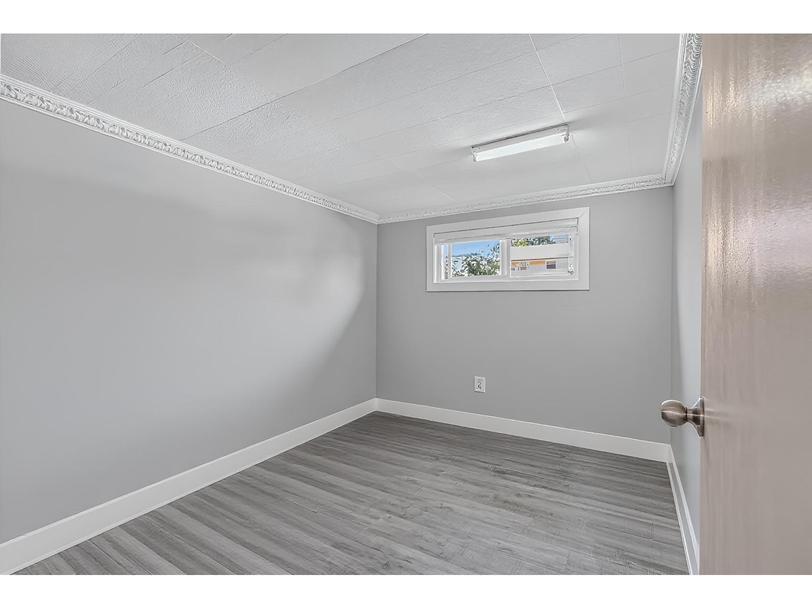 9656 125 Street Property Photo 22