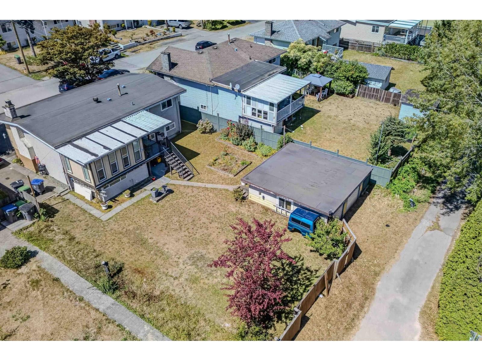 9656 125 Street Property Photo 29